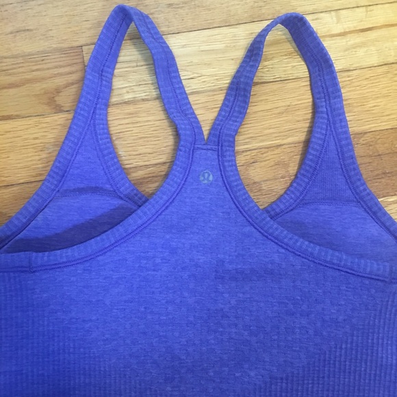 Lululemon purple ribbed tank with built in bra - Picture 4 of 6